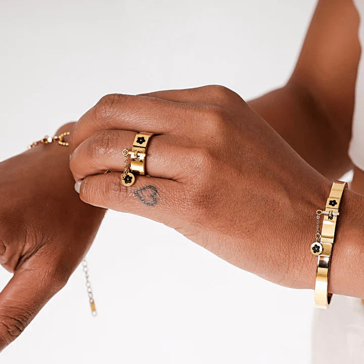 Anel Detalhe Corrente Banhado a Ouro 18K