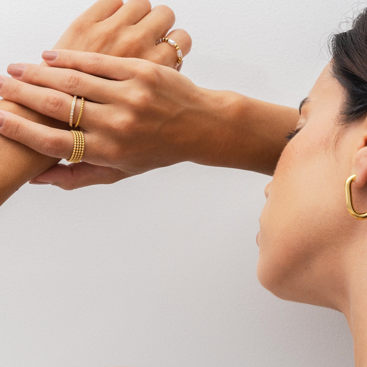 Anel de Camadas com Zircônia Banhado a Ouro 18