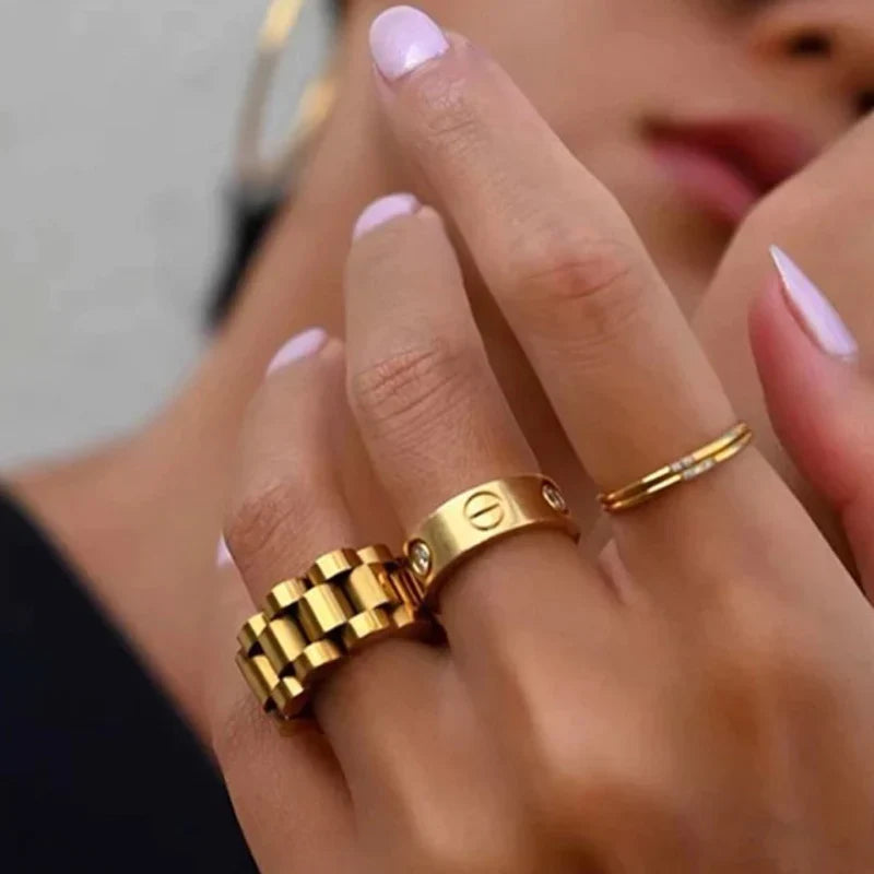 Anel Elos de Relógios Banhado a Ouro 18k