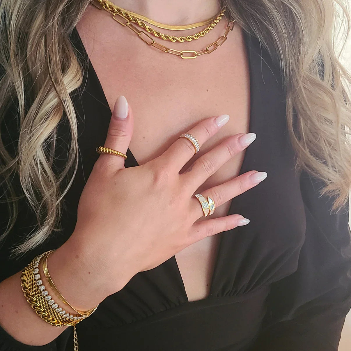 Anel Espiral com Zircônia Banhado a Ouro 18K