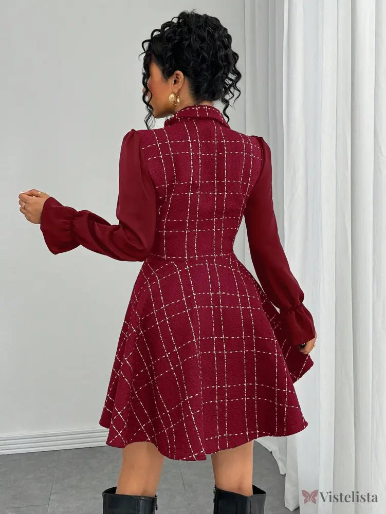 Vestido Blazer Curto Rodado Com Manga Longa E Botões