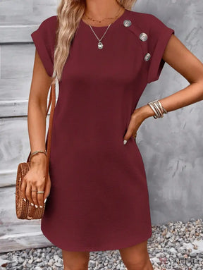 Vestido Curto Casual Com Botões Decorativos