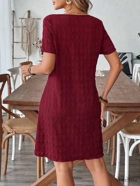 Vestido Curto Casual Texturizado Com Bolsos