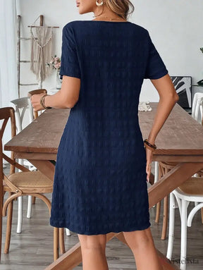 Vestido Curto Casual Texturizado Com Bolsos