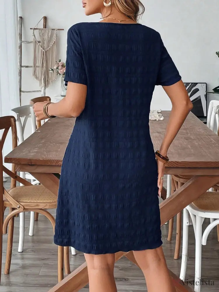 Vestido Curto Casual Texturizado Com Bolsos
