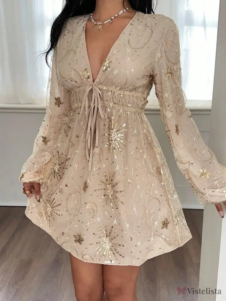 Vestido Curto Decote V Com Manga Longa E Bordado Brilhante