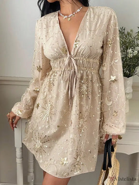 Vestido Curto Decote V Com Manga Longa E Bordado Brilhante