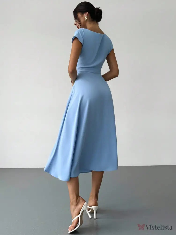 Vestido Midi Evasê Elegante Com Cintura Marcada