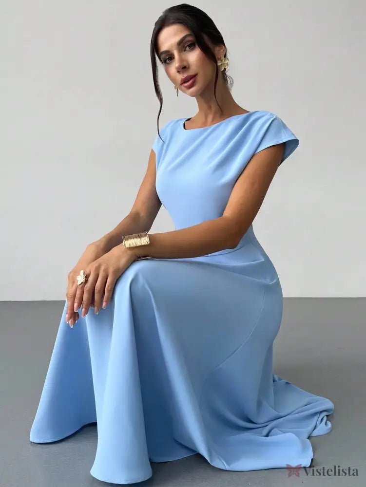 Vestido Midi Evasê Elegante Com Cintura Marcada